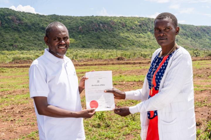 Acremann Properties Hosts Successful Phase 2 Title Deed Handover Event — photo 2
